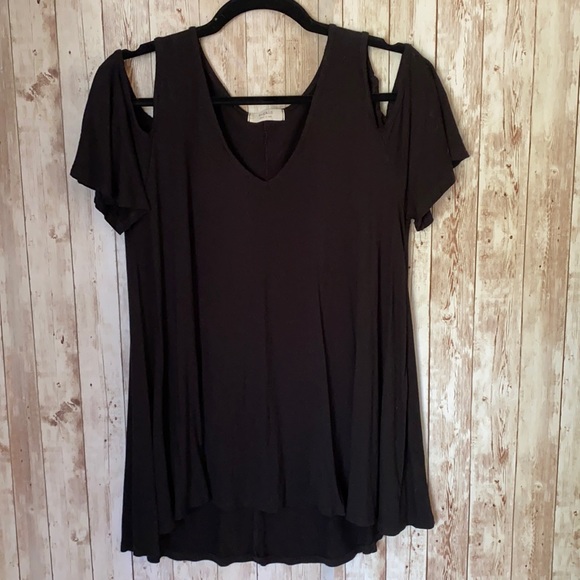 Cold Shoulder Blouse - Picture 1 of 2